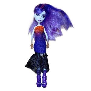 Vintage Monster High Doll Spectra Vondergeist w Casta Fierce Outfit Toy Figurine